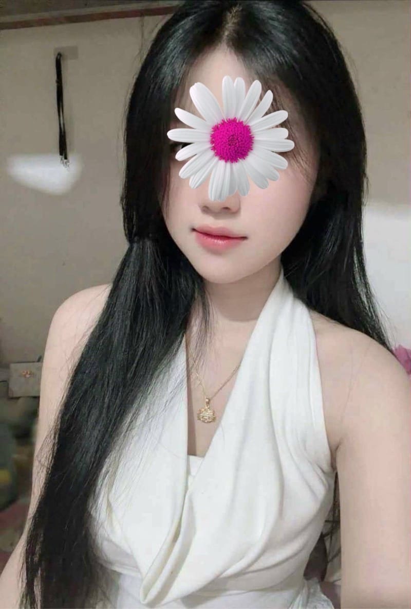 LAN ANH 🌸🌸🌸2K1 HÀNG NON MƠN MỞN VÚ BÍM HỒNG HÀO CHIỀU CHUỘNG NHƯ NGƯỜI TÌNH NHỎ BÉ