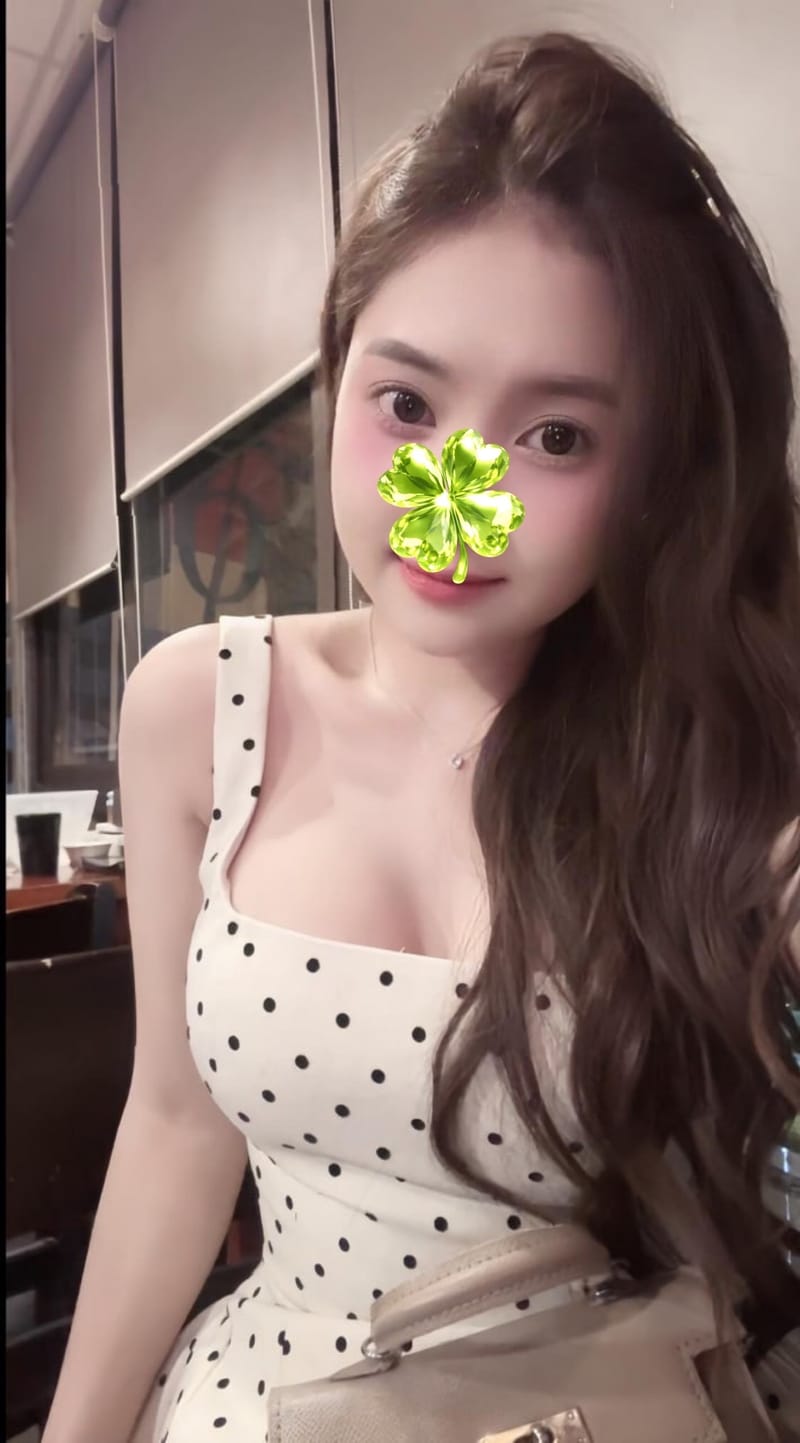 ÁNH NGUYỆT - 🌸🌸ĐÔI GÒ BỒNG TO TRÒN, LÀN DA MỊN MÀNG, MÔNG CĂNG MẨY, LÀM TÌNH HẾT MÌNH QUÊN LỖI VỀ