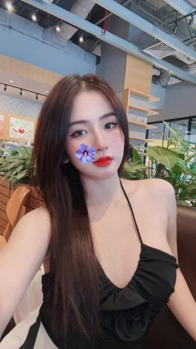  Ngọc trinh gái mới lớn,cam kết y hình làm tình sướng mới thu tiền anh